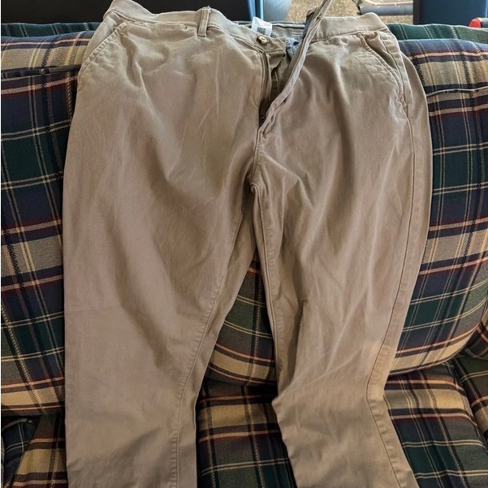 Sonoma Men's Khaki Chino Pants in Light Tan